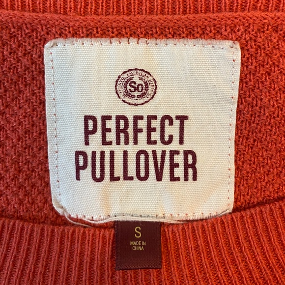 Light Red Sweater - Picture 2 of 2